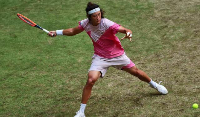 亿万28娱乐-张之臻距前30仅差一胜!哈雷半决赛再战世界第一